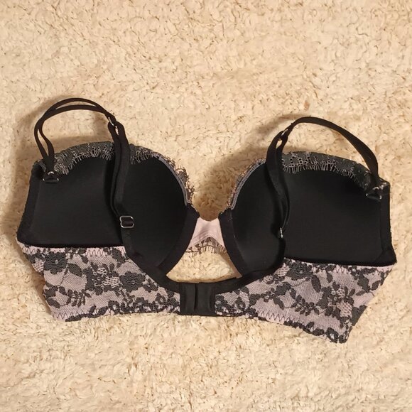 EUC~Victoria Secret's Very Sexy Push-Up Bra with Flowers & Tiny Gems (Size: 32C) - Picture 2 of 6